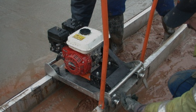 Concrete vibrator steel plate fixation bracket